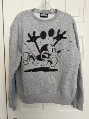 Disney Mickey Mouse Women’s XSGray Crewneck Sweatshirt